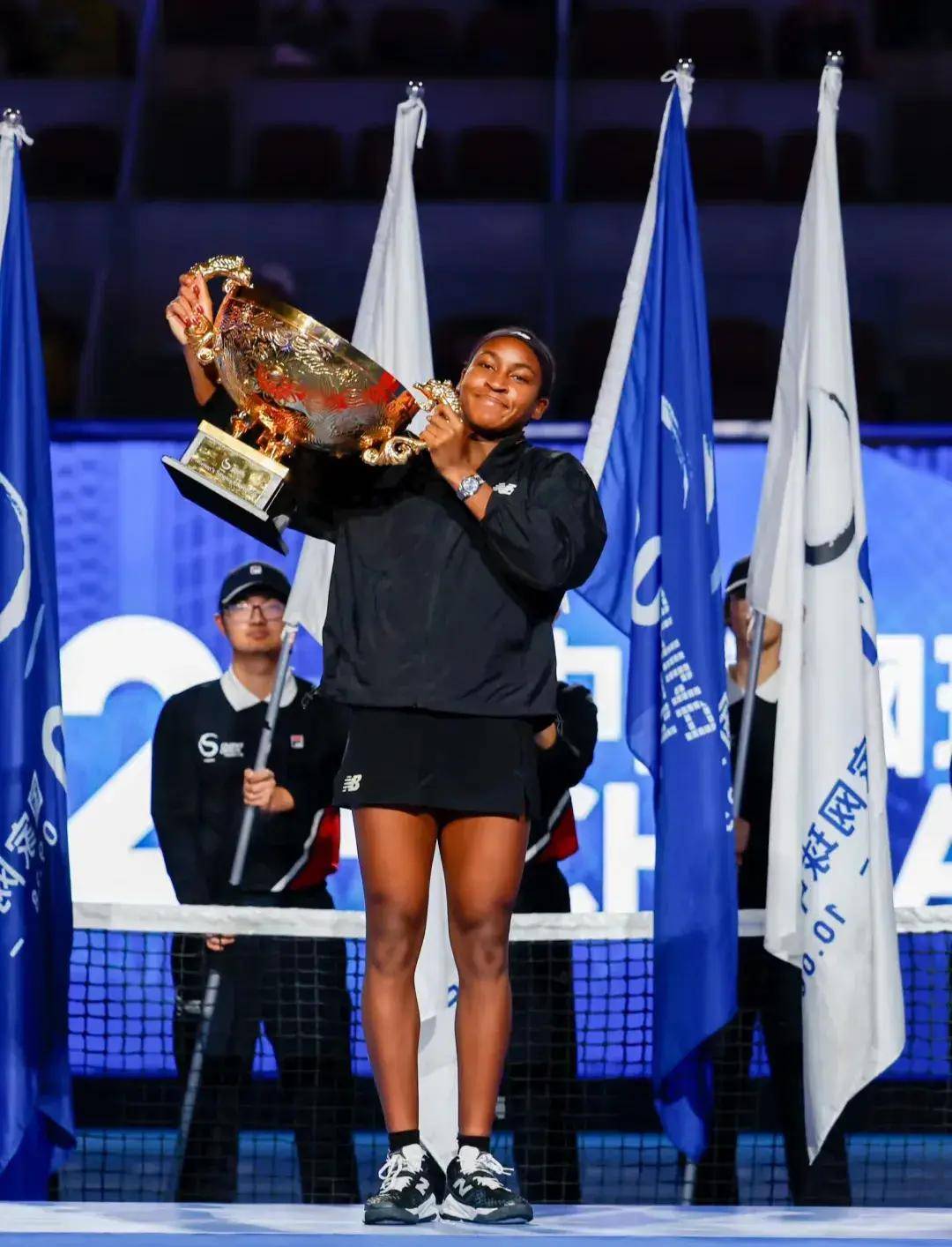 展示了他们 展示了他们