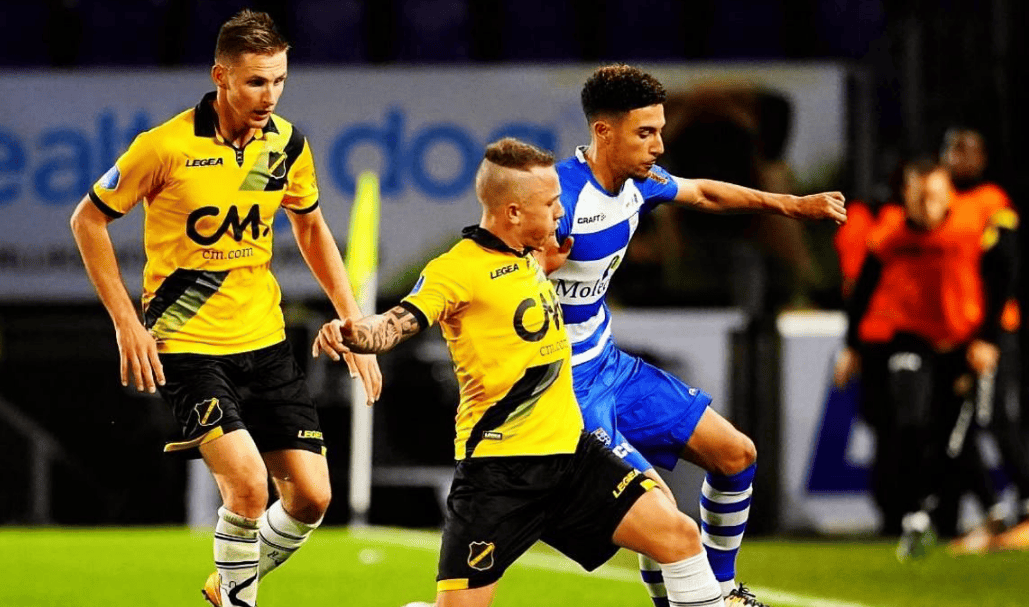 社交平台上 社交平台上